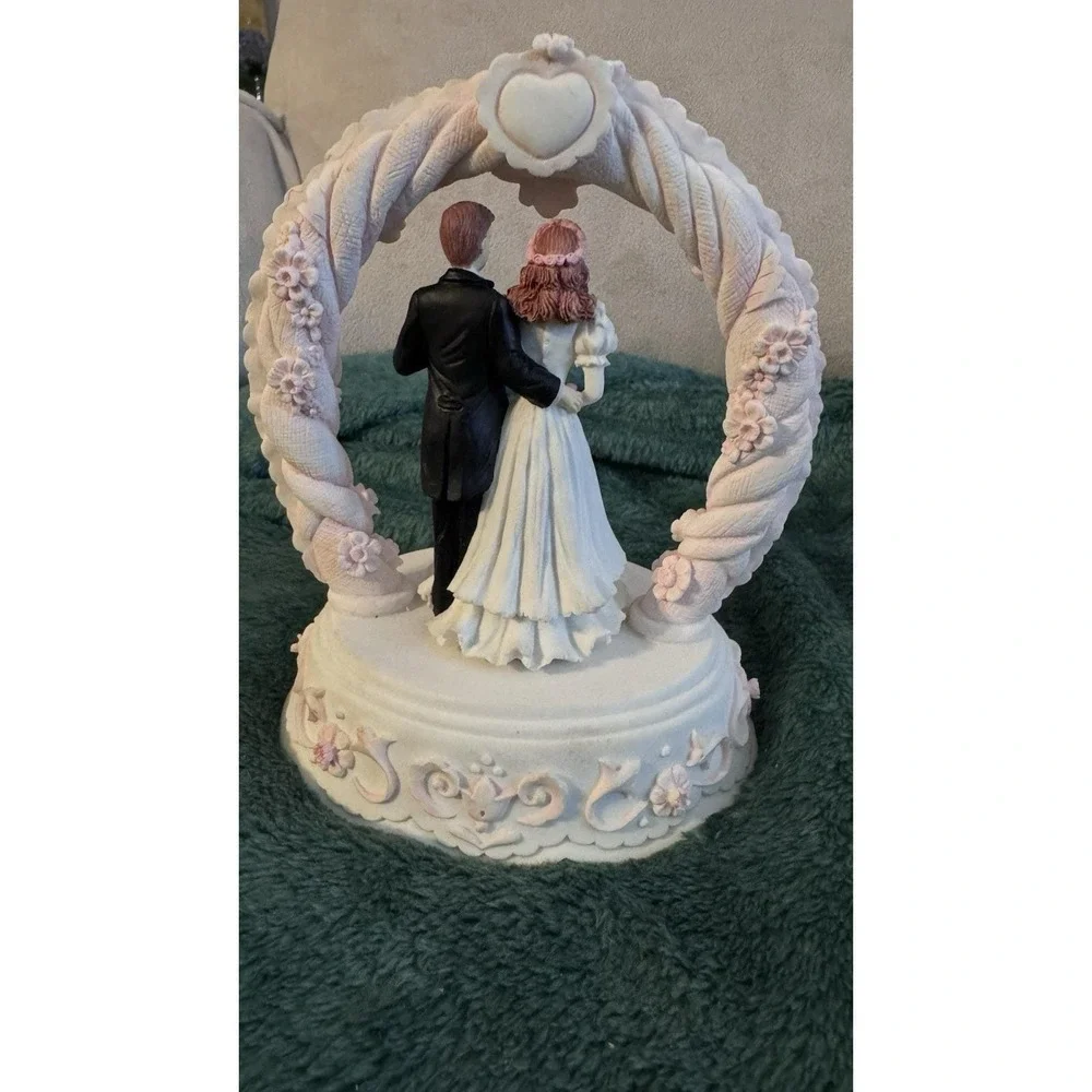Vtg 1992 San Francisco Music Box Bride & Groom CAKE TOPPER Both Red Hair